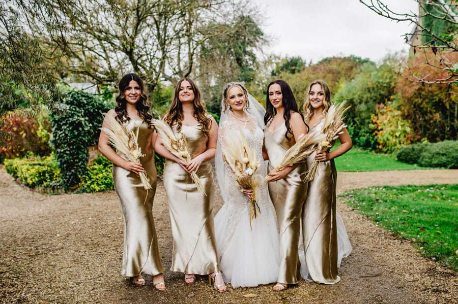 Bride and her bridesmaids at The Reid Rooms Bride and her bridesmaids at The Reid Rooms