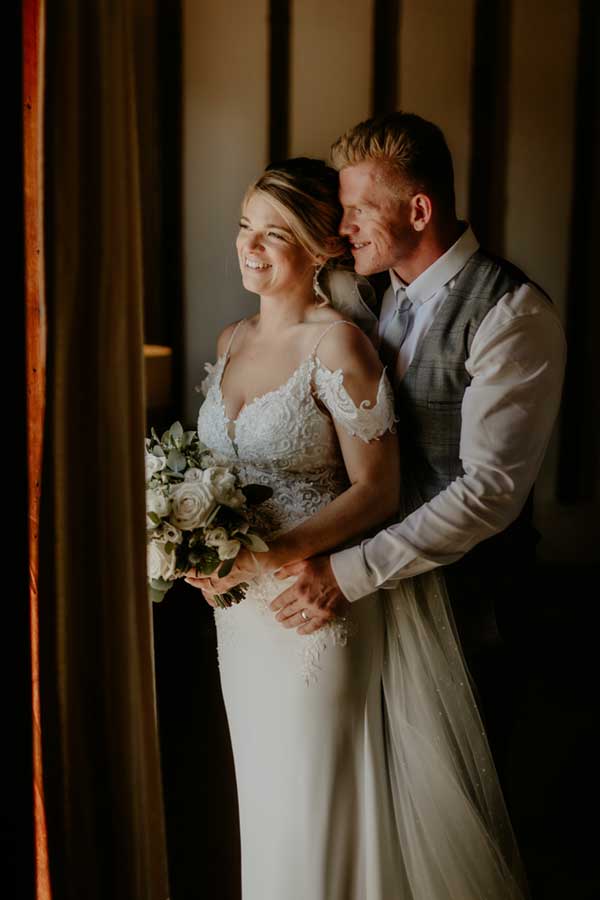 Newly married couple at The Reid Rooms / Photo by The Kensington Photographer Newly married couple at The Reid Rooms / Photo by The Kensington Photographer